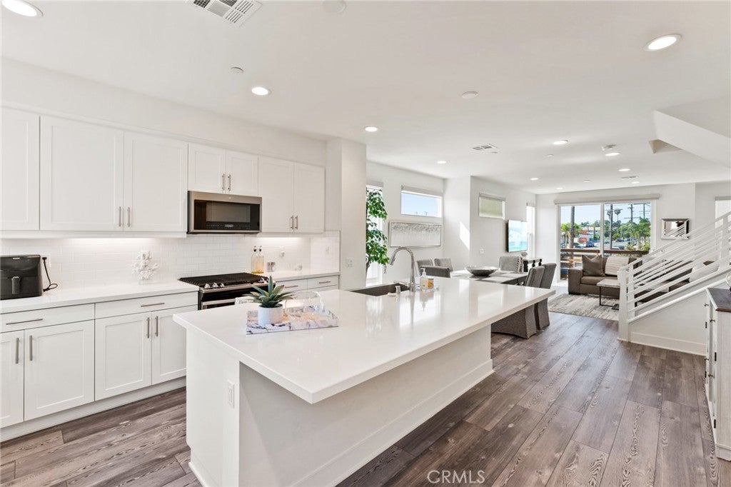 Photo of Listing #OC25223392