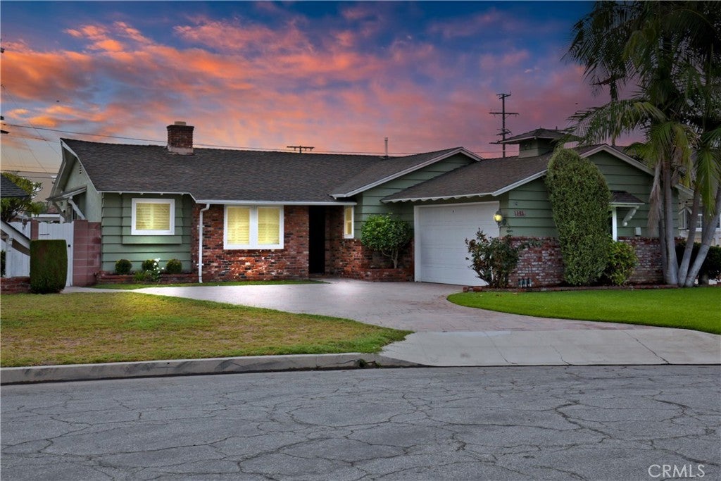 Photo of Listing #DW25222306