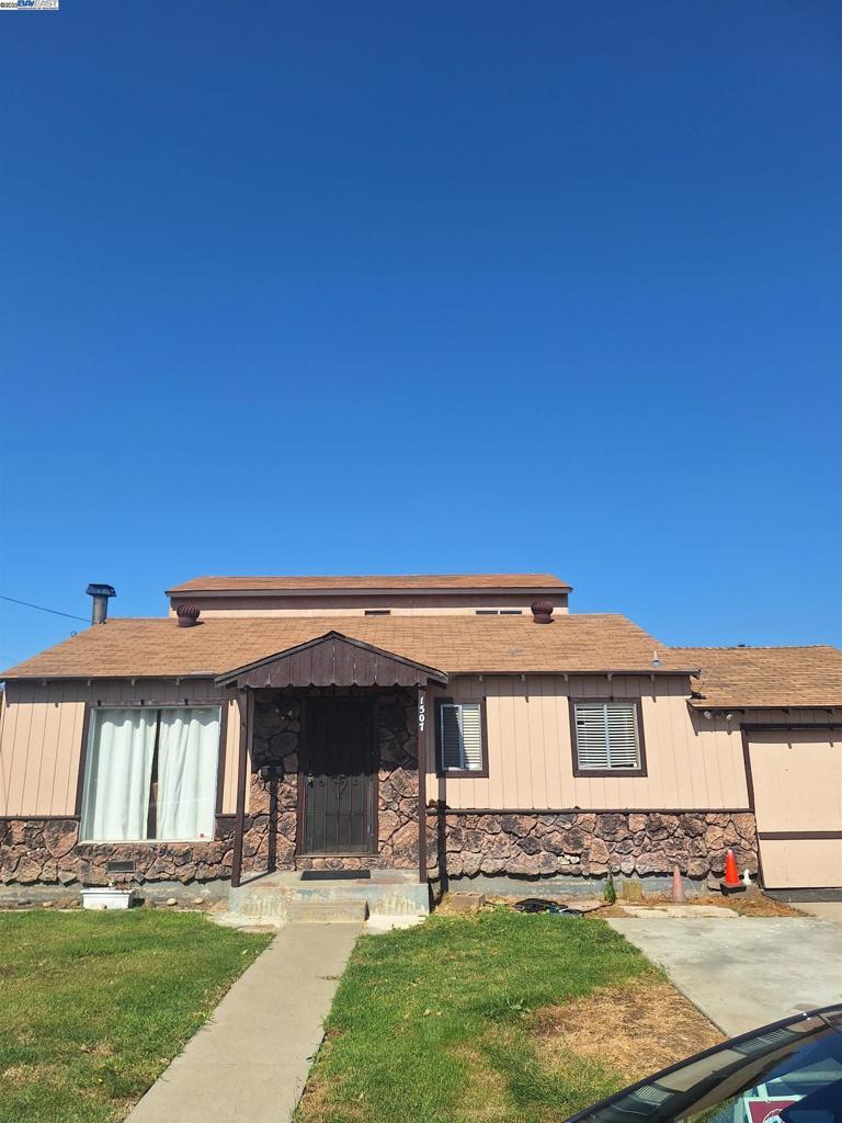 Photo of Listing #41112476