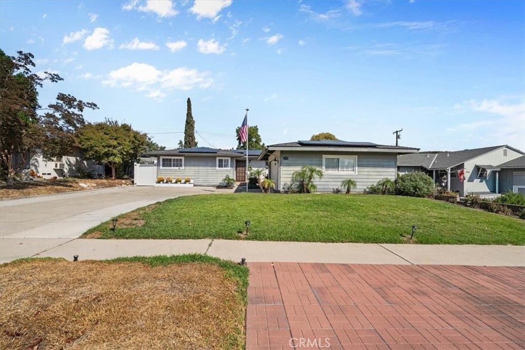 Photo of Listing #CV25223820