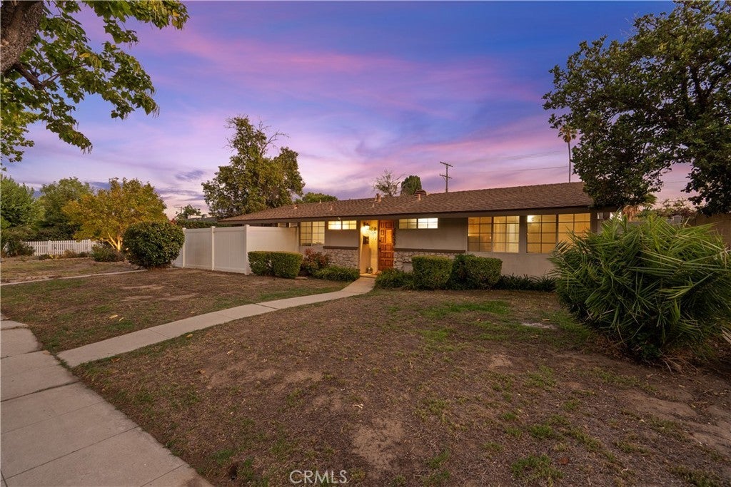 Photo of Listing #SR25189126