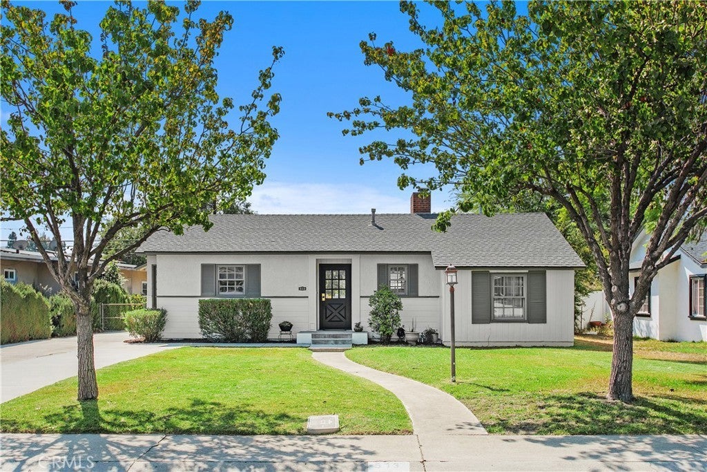 Photo of Listing #CV25217987