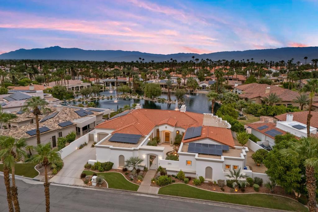 340 Crest Lake Drive, Palm Desert