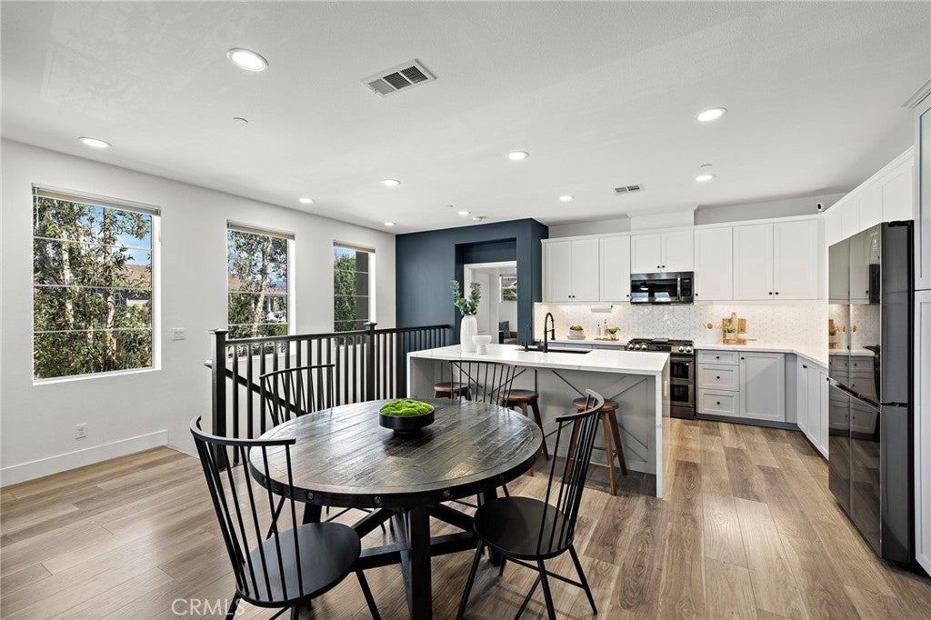 Photo of Listing #OC25223885