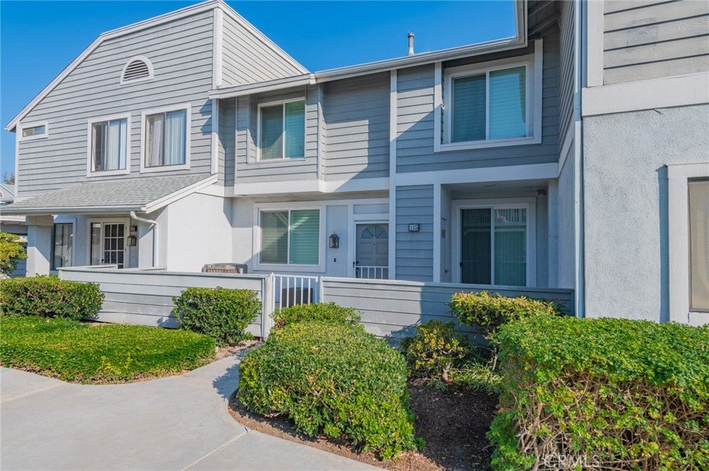 Photo of Listing #OC25224002