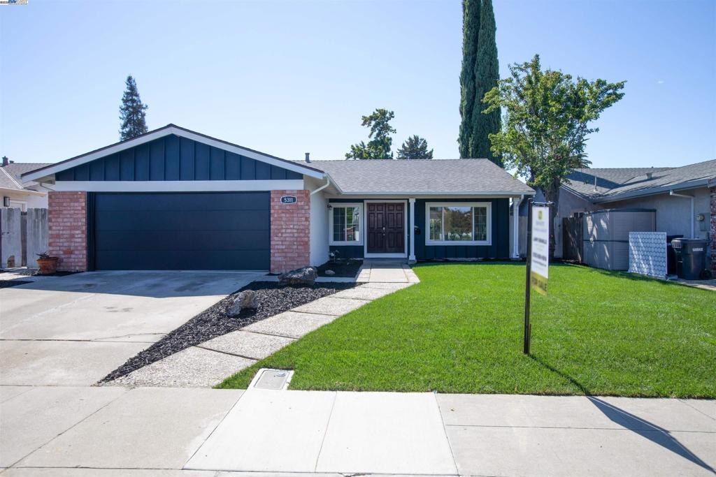 Photo of Listing #41112551