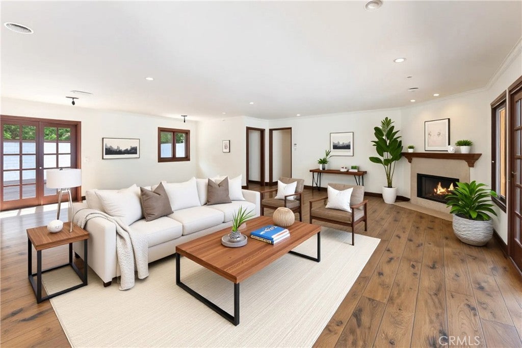 Photo of Listing #SR25224321