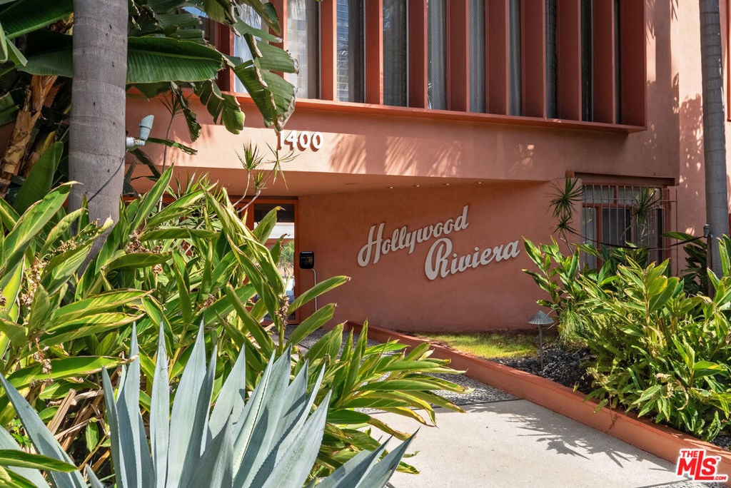 Photo of Listing #25593635