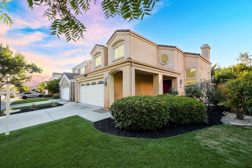 Photo of Listing #41112628