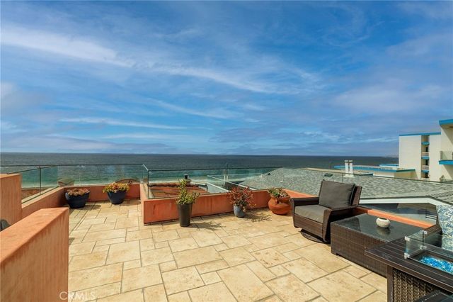 1724 Esplanade C, Redondo Beach.