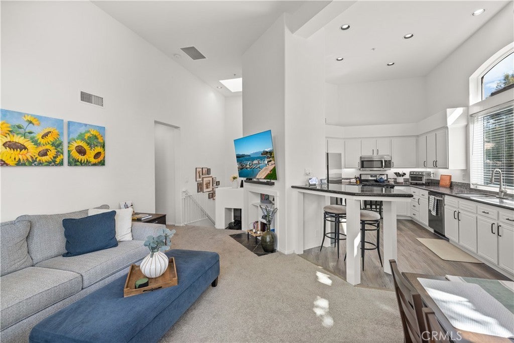 Photo of Listing #NP25224320