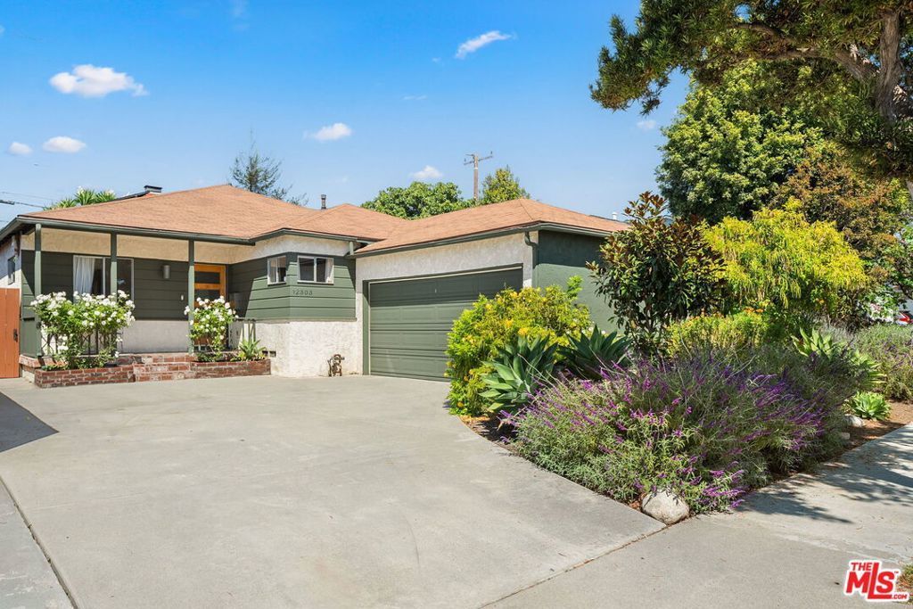 Photo of Listing #25597203