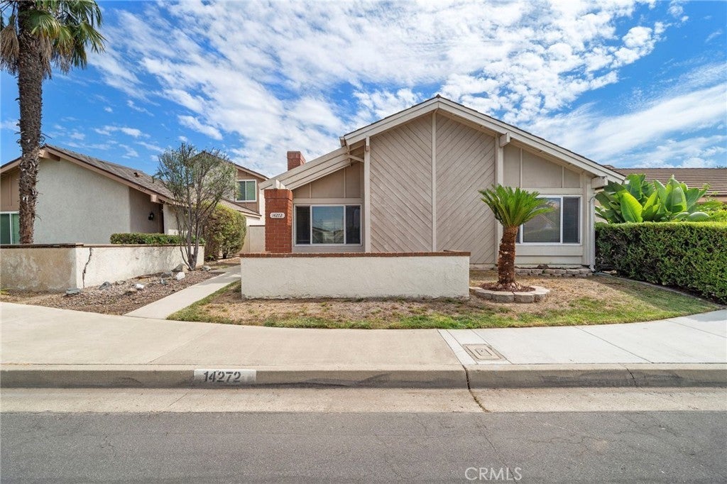 Photo of Listing #OC25224317