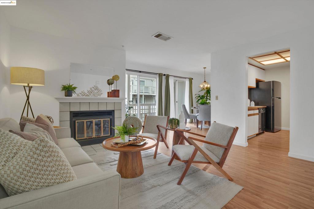 Photo of Listing #41112829