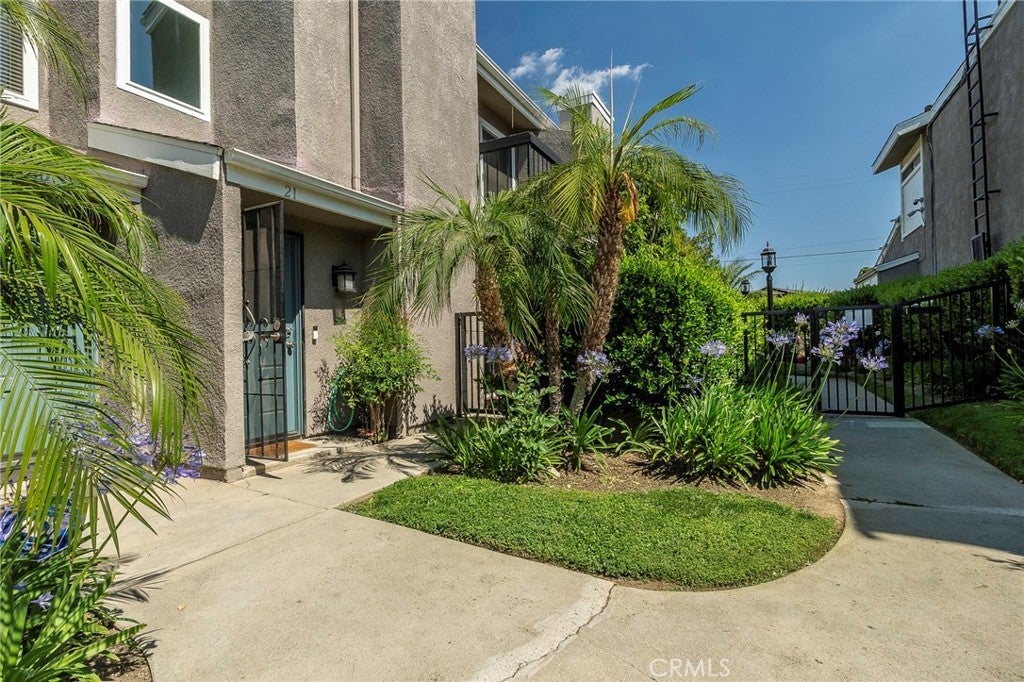 Photo of Listing #SR25226130