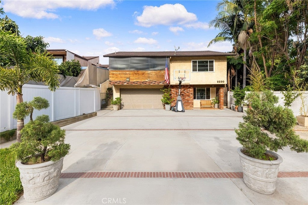 Photo of Listing #WS25226137