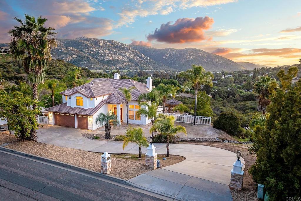 Photo of Listing #PTP2507358