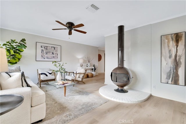 907 Lilienthal, Redondo Beach.