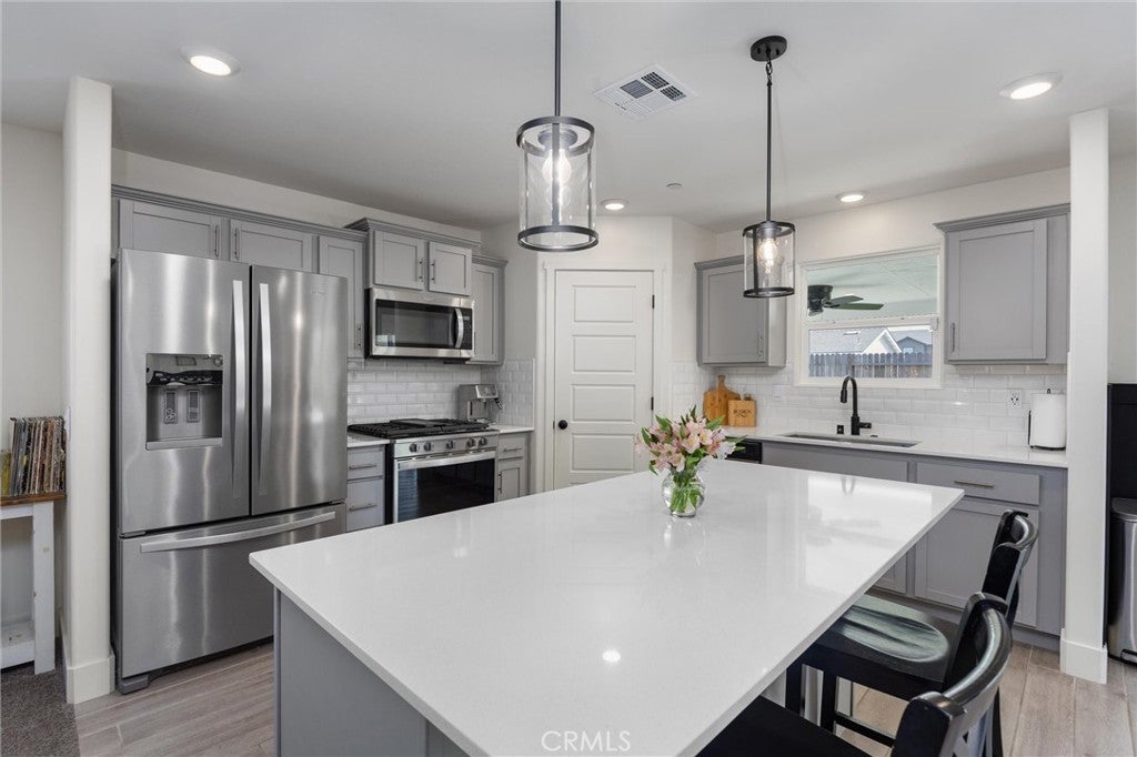 Photo of Listing #SR25226324