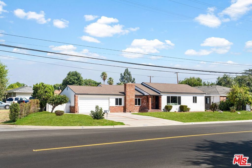 Photo of Listing #25598001