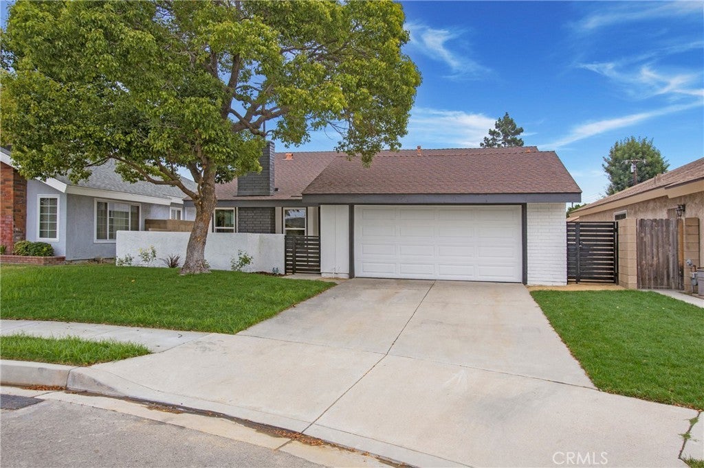 Photo of Listing #OC25226269