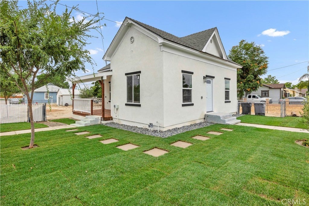 Photo of Listing #PW25224410