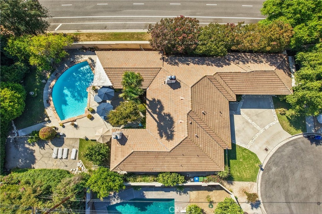 Photo of Listing #SR25226617