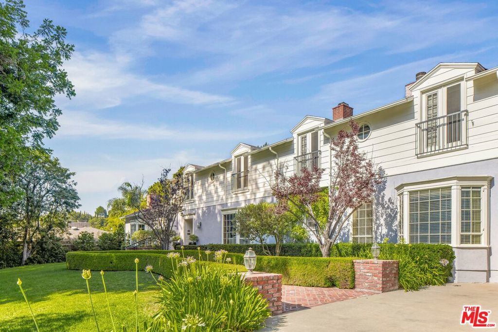 Photo of Listing #25598033