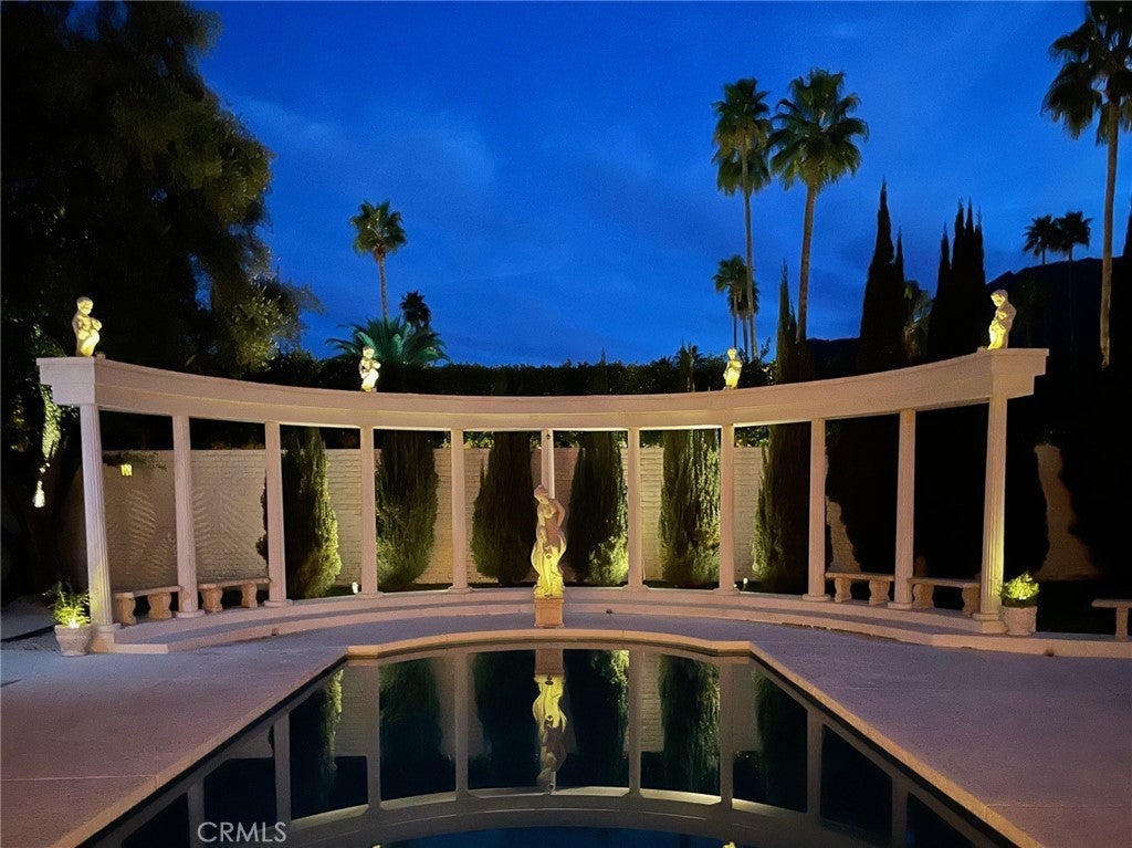 300 S Patencio Road, Palm Springs