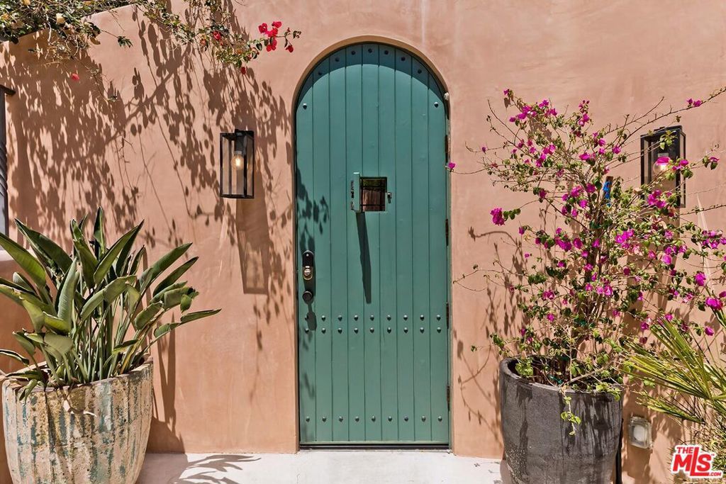 Photo of Listing #25598085