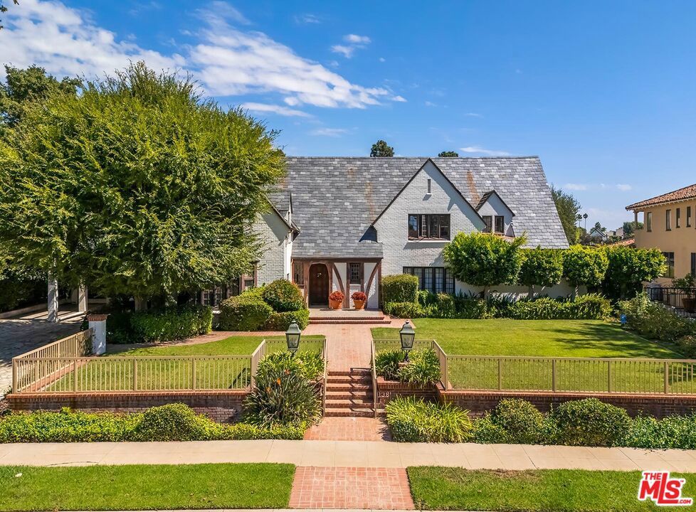 Photo of Listing #25597627