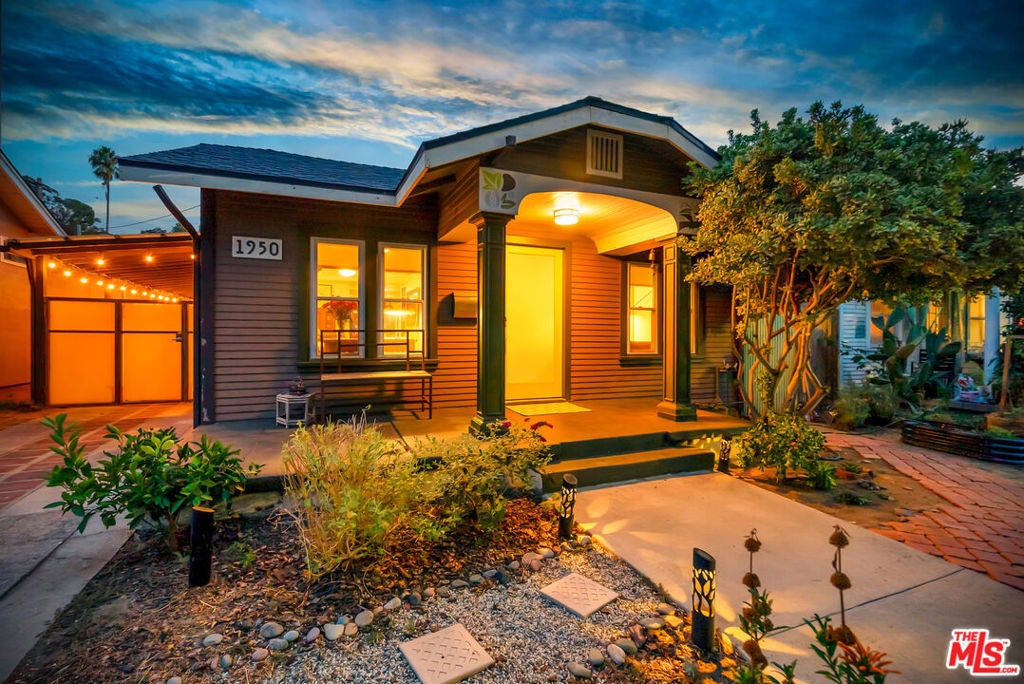 Photo of Listing #25595313