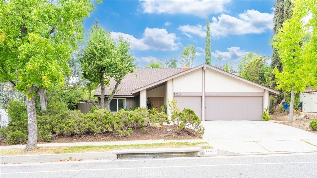 Photo of Listing #SR25171324