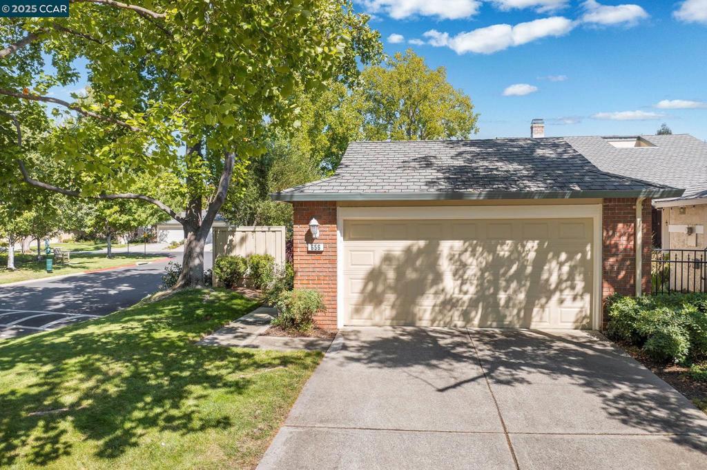 Photo of Listing #41113120