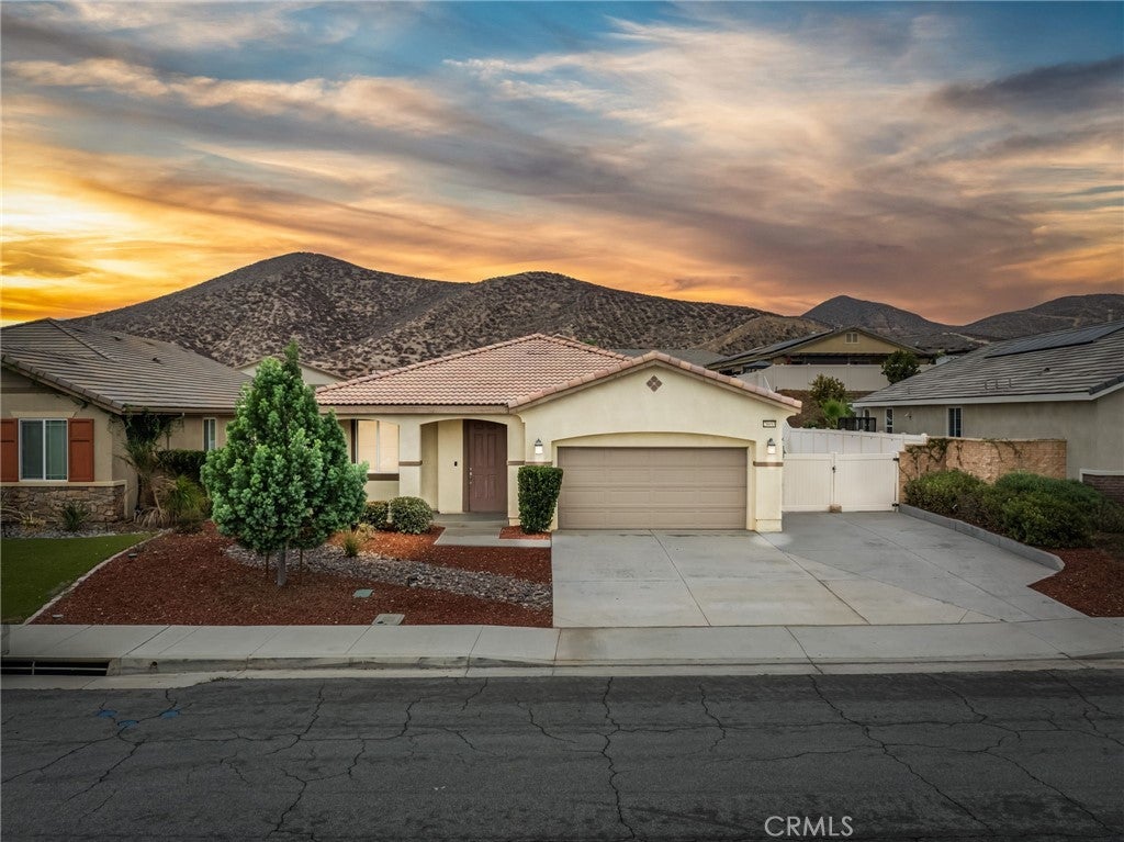 Photo of Listing #SW25203882