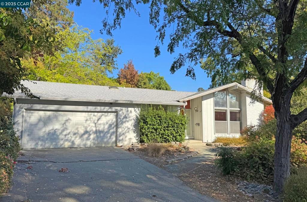 Photo of Listing #41113142