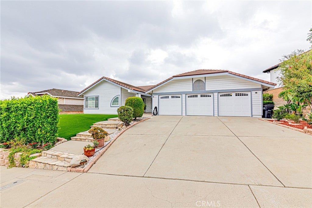 Photo of Listing #TR25228218