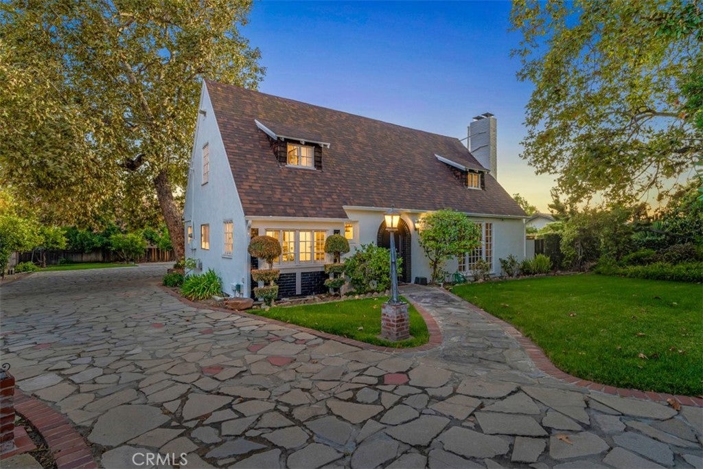 Photo of Listing #CV25226471