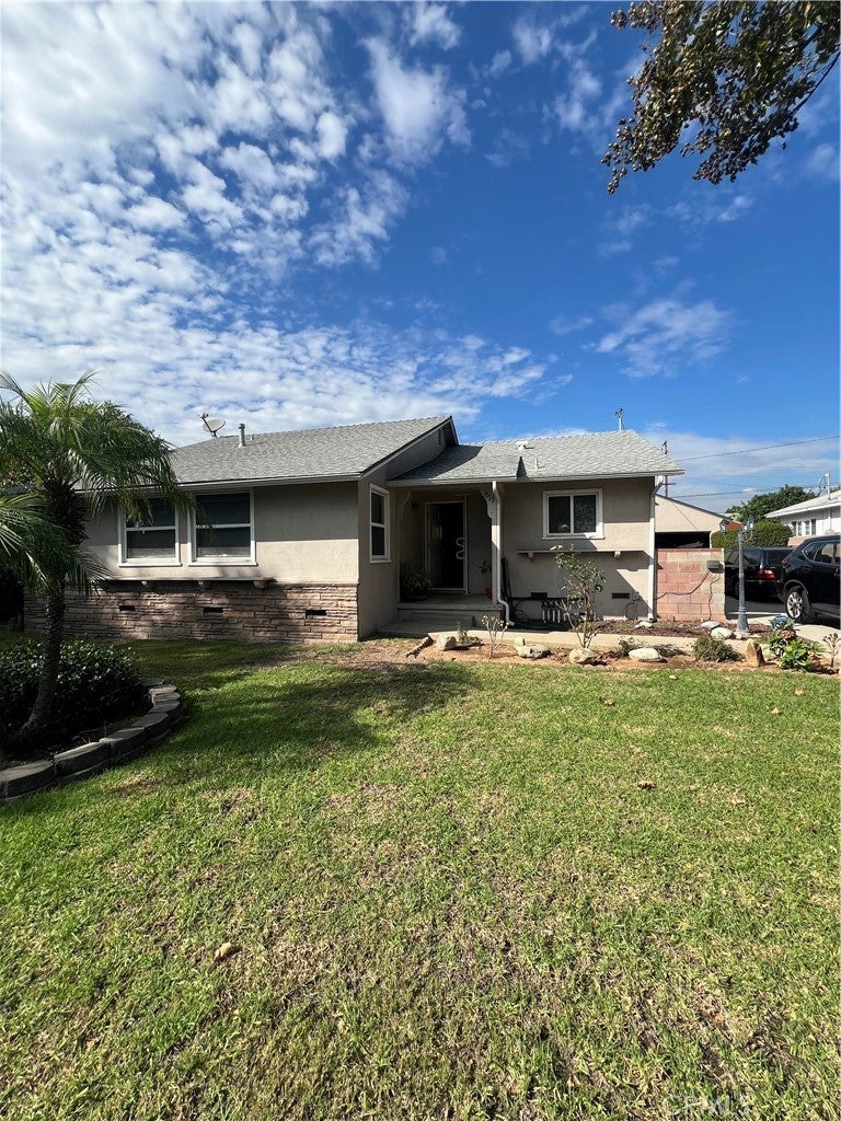 Photo of Listing #OC25228349