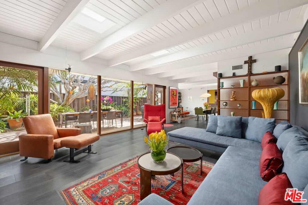 Photo of Listing #25598929