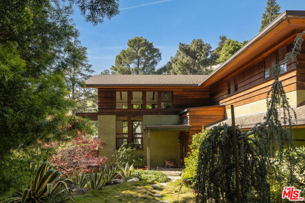 Photo of Listing #25598667