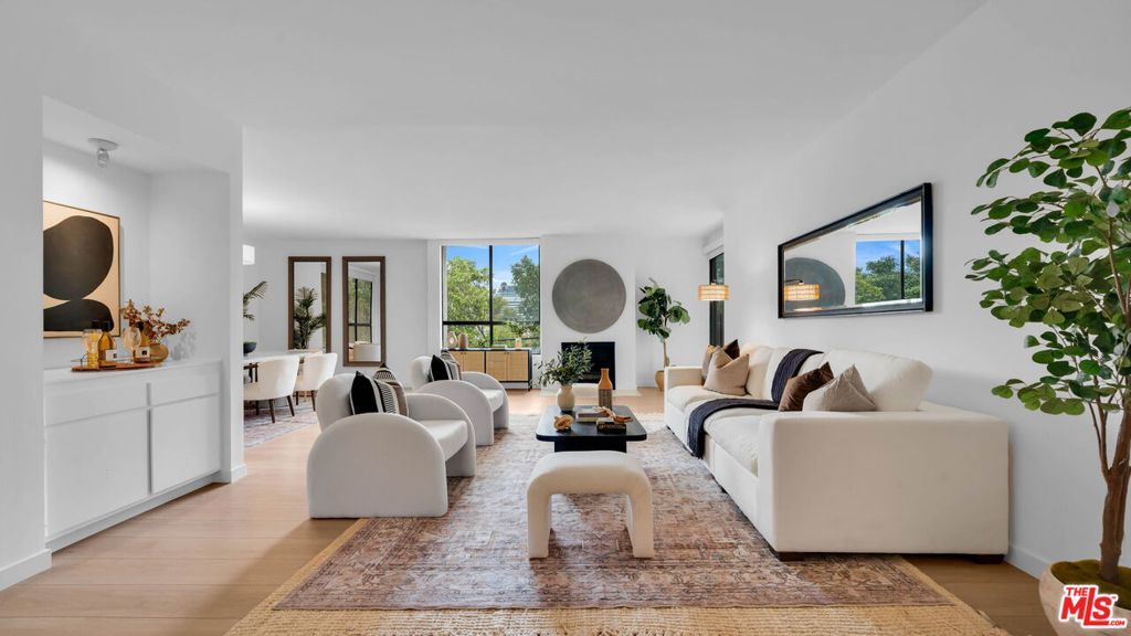 Photo of Listing #25598835