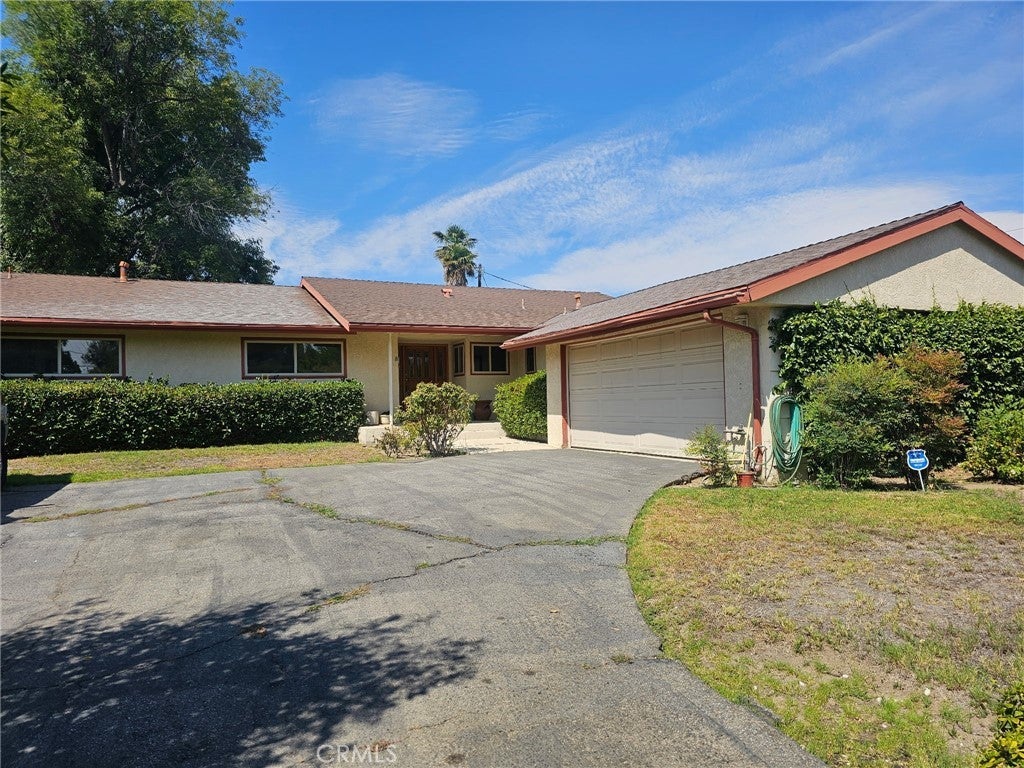 Photo of Listing #SR25227866