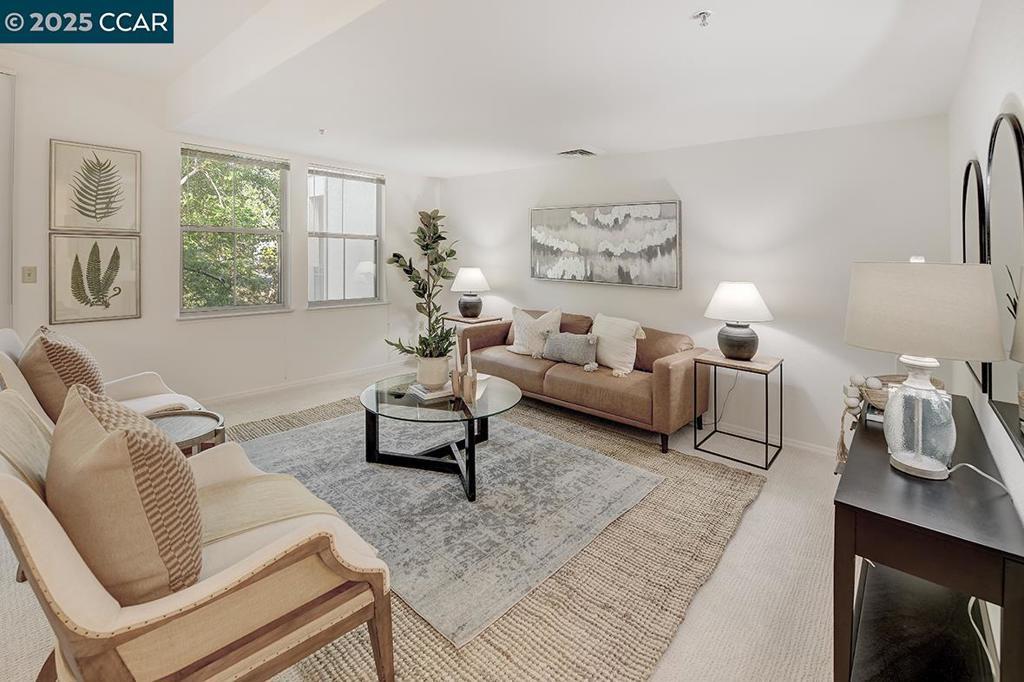 Photo of Listing #41113109