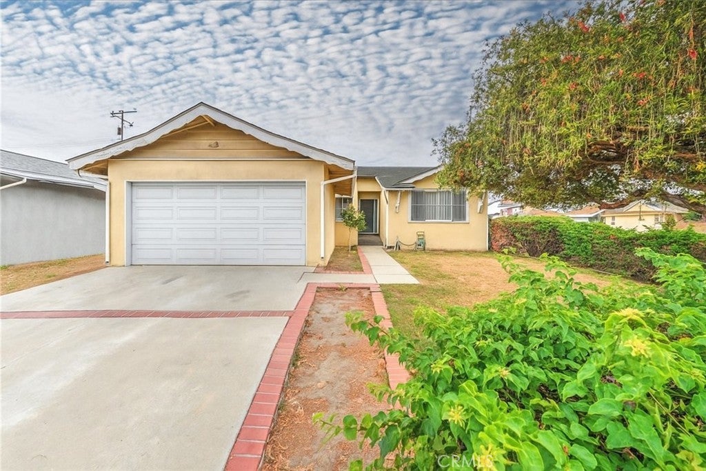 Photo of Listing #CV25225730