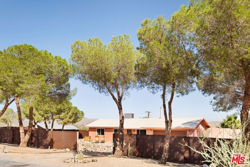 Photo of Listing #25598725