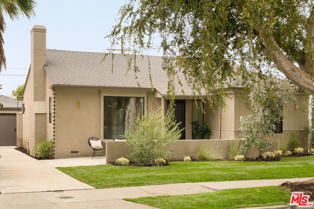 Photo of Listing #25598985