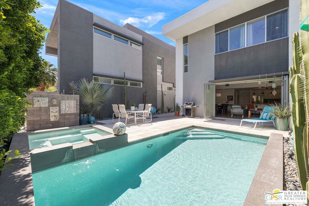 Photo of Listing #25599349PS