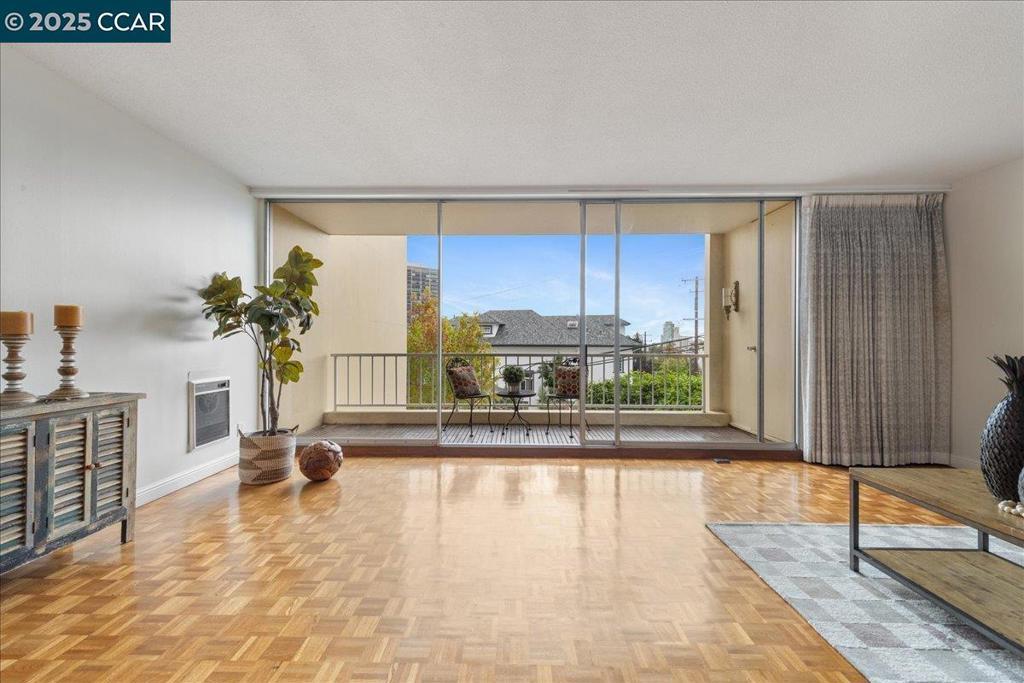 Photo of Listing #41113197