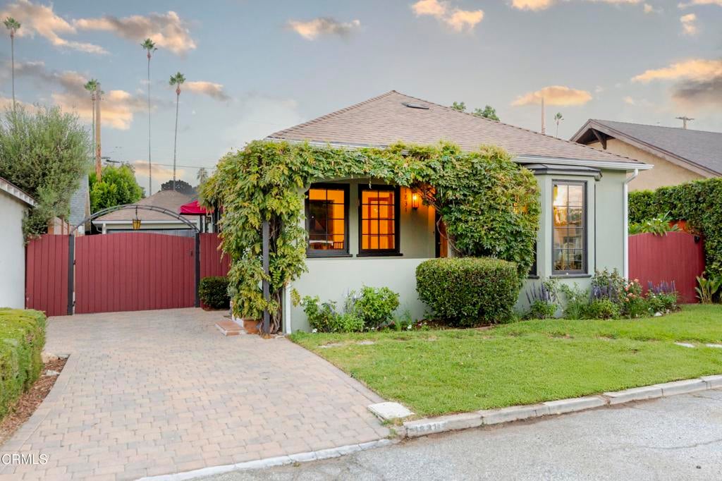 Photo of Listing #P1-24337